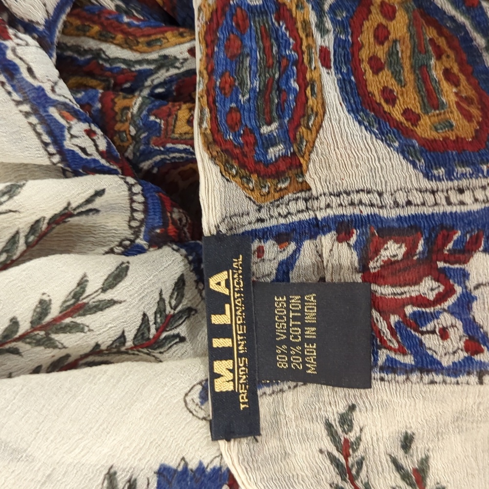 MILA TRENDS INTERNATIONAL LARGE RECTANULAR PAISLEY SCARF - Picture 6 of 6